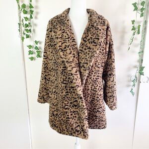 NWOT Potter’s Pot Leopard Print Faux Fur Coat | Medium